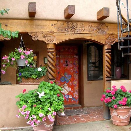 La Dona Luz Inn An Historic B&B เทาส์ ภายนอก รูปภาพ