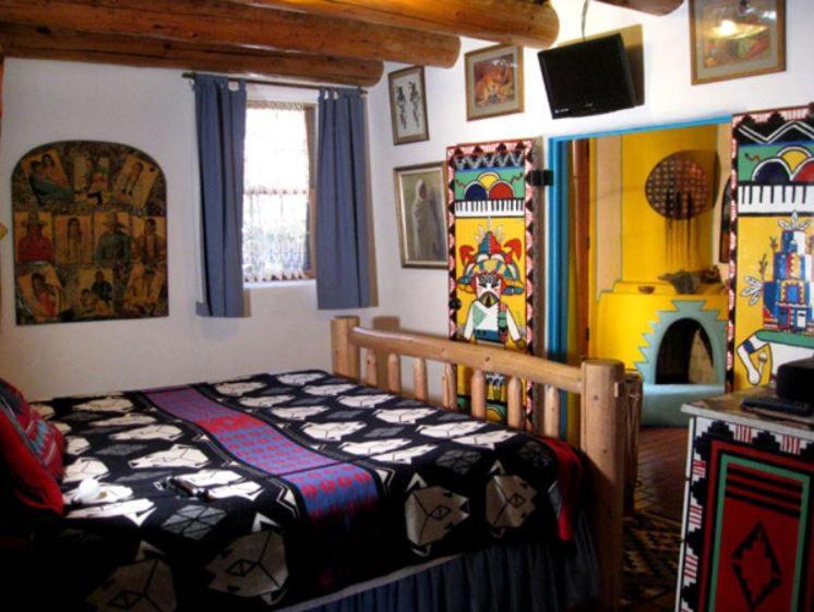 La Dona Luz Inn An Historic B&B เทาส์ ภายนอก รูปภาพ