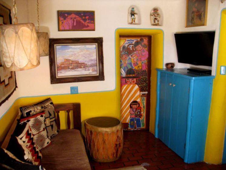 La Dona Luz Inn An Historic B&B เทาส์ ภายนอก รูปภาพ